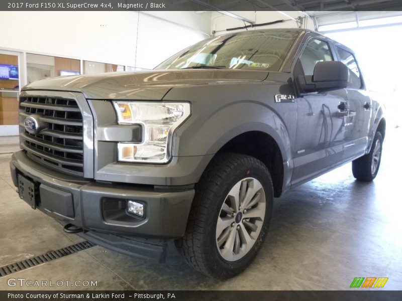 Magnetic / Black 2017 Ford F150 XL SuperCrew 4x4