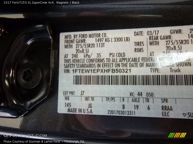 Magnetic / Black 2017 Ford F150 XL SuperCrew 4x4