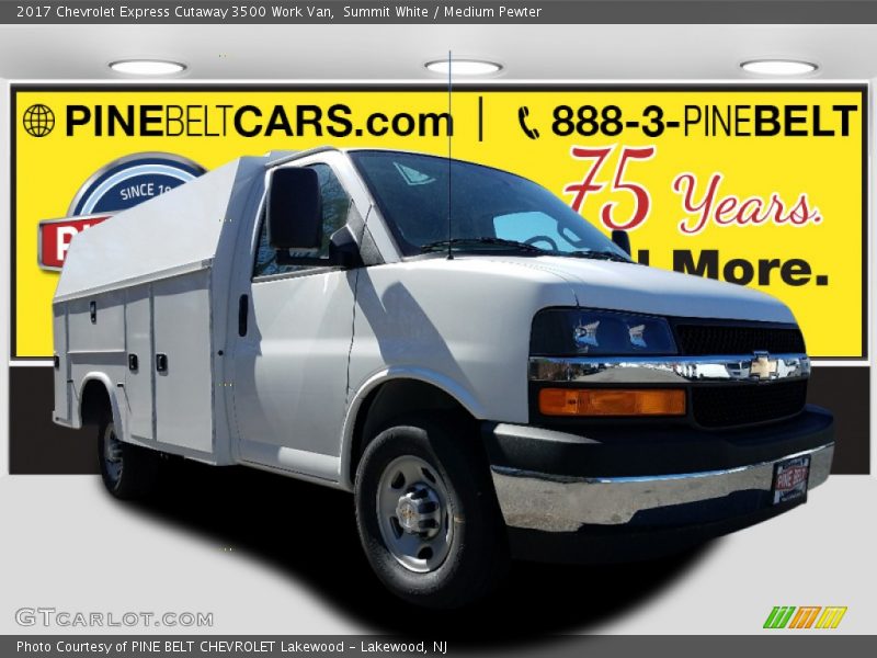 Summit White / Medium Pewter 2017 Chevrolet Express Cutaway 3500 Work Van
