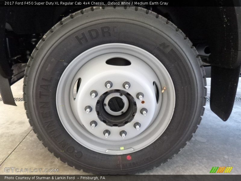 Oxford White / Medium Earth Gray 2017 Ford F450 Super Duty XL Regular Cab 4x4 Chassis