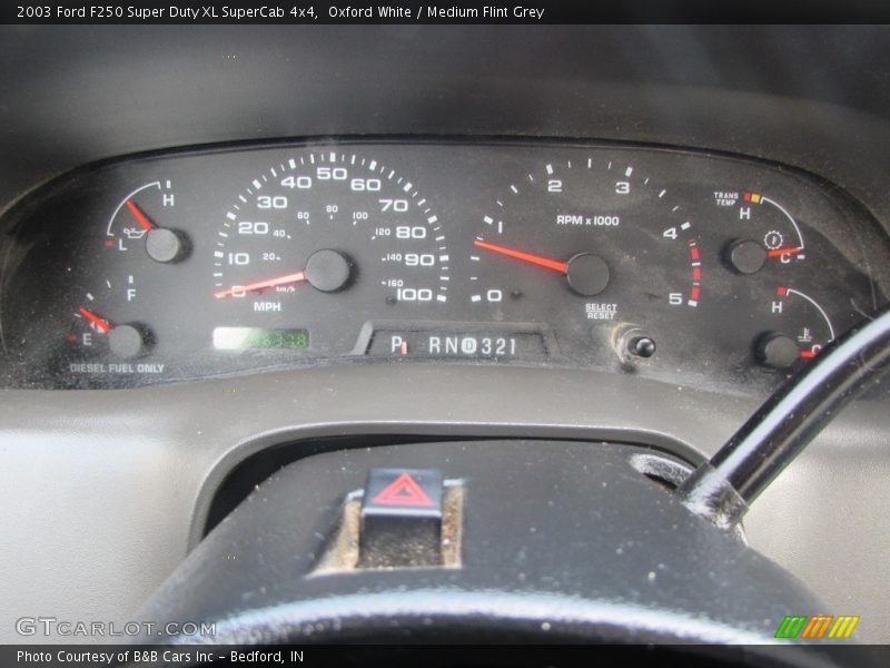 Oxford White / Medium Flint Grey 2003 Ford F250 Super Duty XL SuperCab 4x4