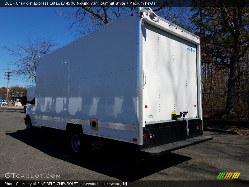 Summit White / Medium Pewter 2017 Chevrolet Express Cutaway 4500 Moving Van