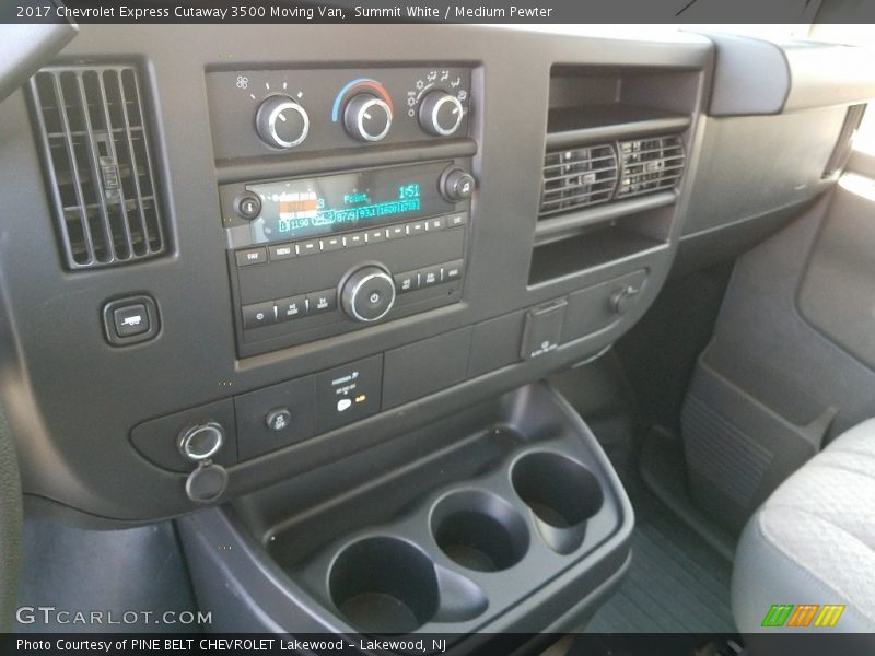 Summit White / Medium Pewter 2017 Chevrolet Express Cutaway 3500 Moving Van