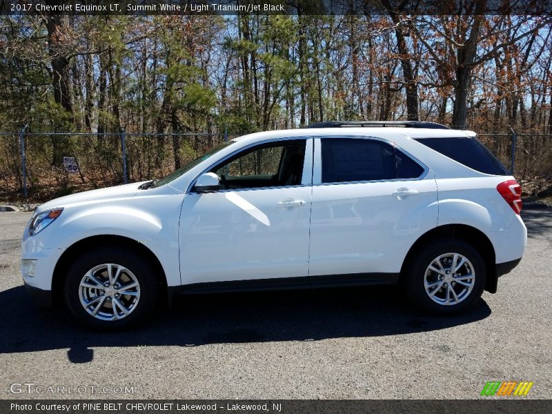 Summit White / Light Titanium/Jet Black 2017 Chevrolet Equinox LT
