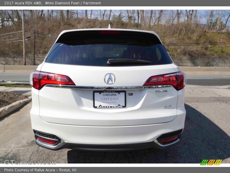 White Diamond Pearl / Parchment 2017 Acura RDX AWD