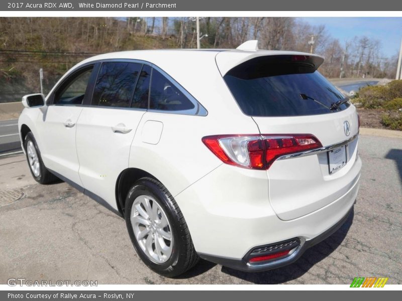 White Diamond Pearl / Parchment 2017 Acura RDX AWD