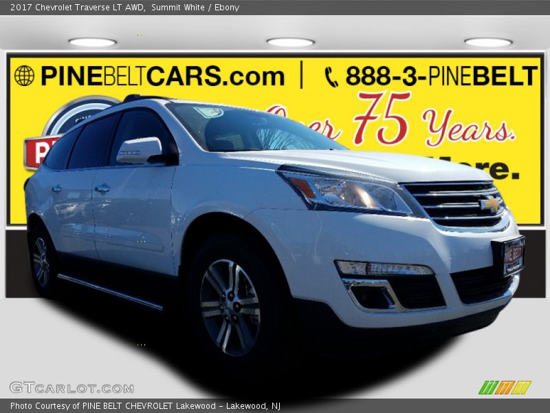 Summit White / Ebony 2017 Chevrolet Traverse LT AWD