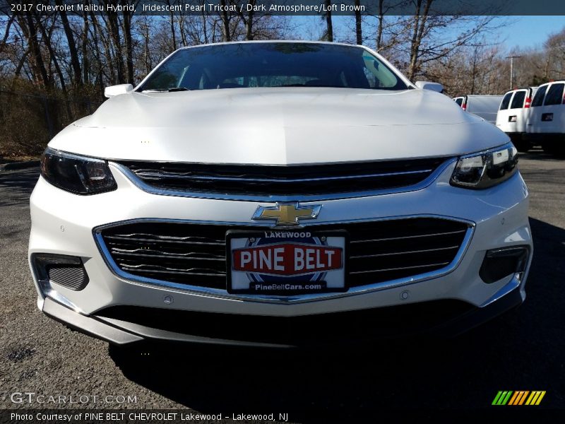 Iridescent Pearl Tricoat / Dark Atmosphere/Loft Brown 2017 Chevrolet Malibu Hybrid