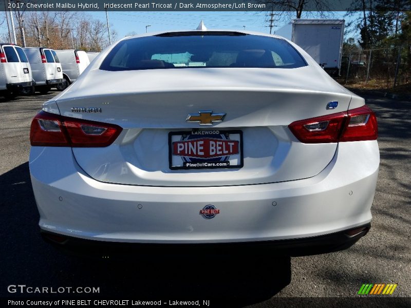 Iridescent Pearl Tricoat / Dark Atmosphere/Loft Brown 2017 Chevrolet Malibu Hybrid