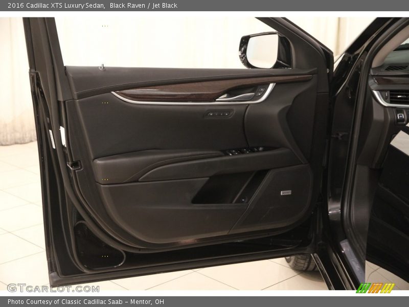 Black Raven / Jet Black 2016 Cadillac XTS Luxury Sedan