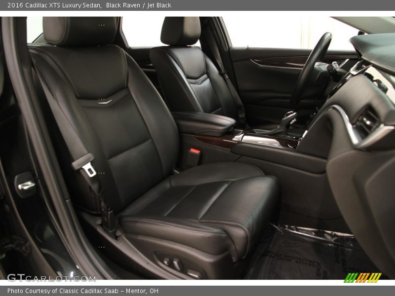 Black Raven / Jet Black 2016 Cadillac XTS Luxury Sedan