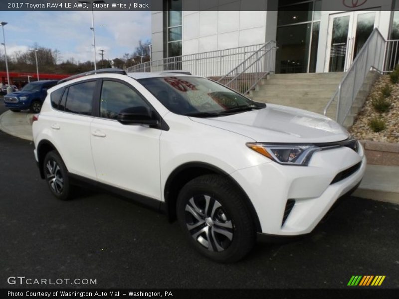 Super White / Black 2017 Toyota RAV4 LE AWD