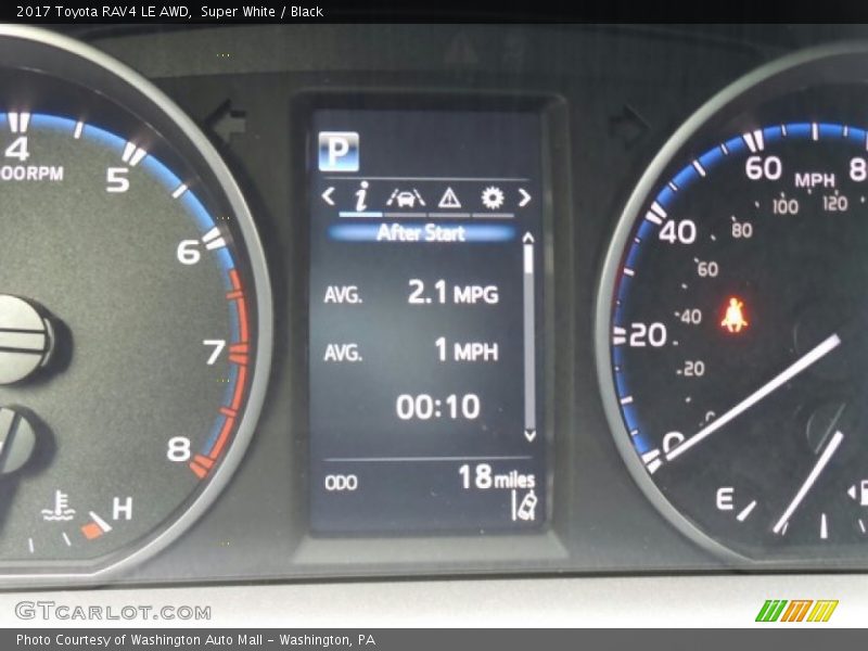 Super White / Black 2017 Toyota RAV4 LE AWD