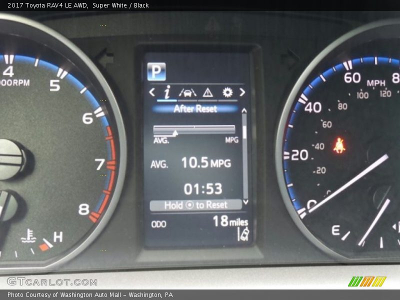 Super White / Black 2017 Toyota RAV4 LE AWD