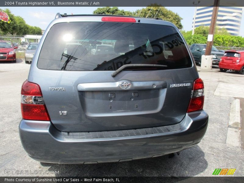 Bluestone Metallic / Ash 2004 Toyota Highlander V6