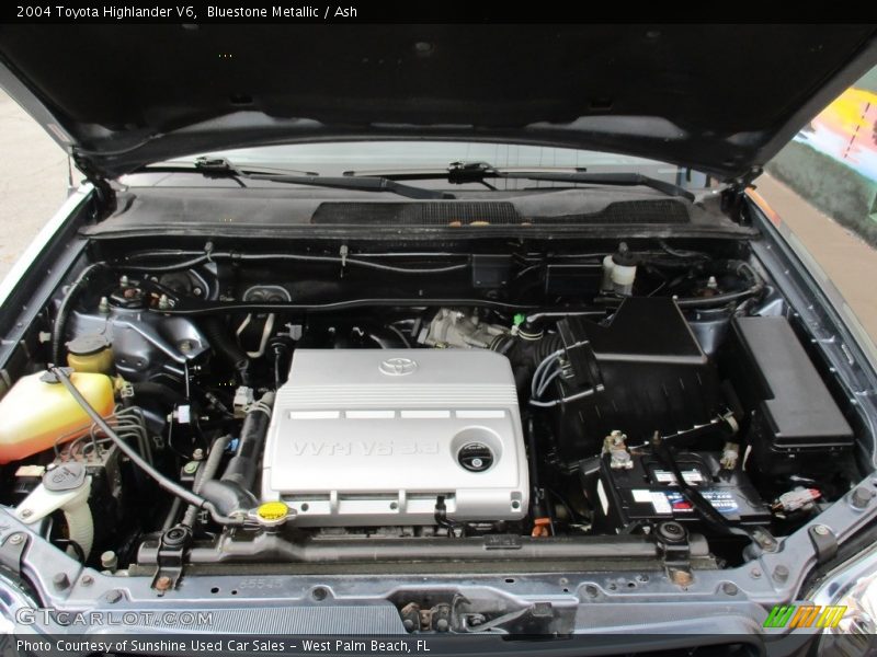Bluestone Metallic / Ash 2004 Toyota Highlander V6