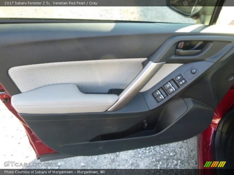 Venetian Red Pearl / Gray 2017 Subaru Forester 2.5i