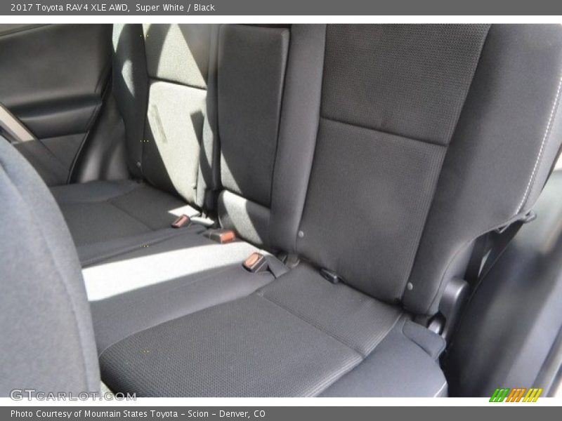 Super White / Black 2017 Toyota RAV4 XLE AWD