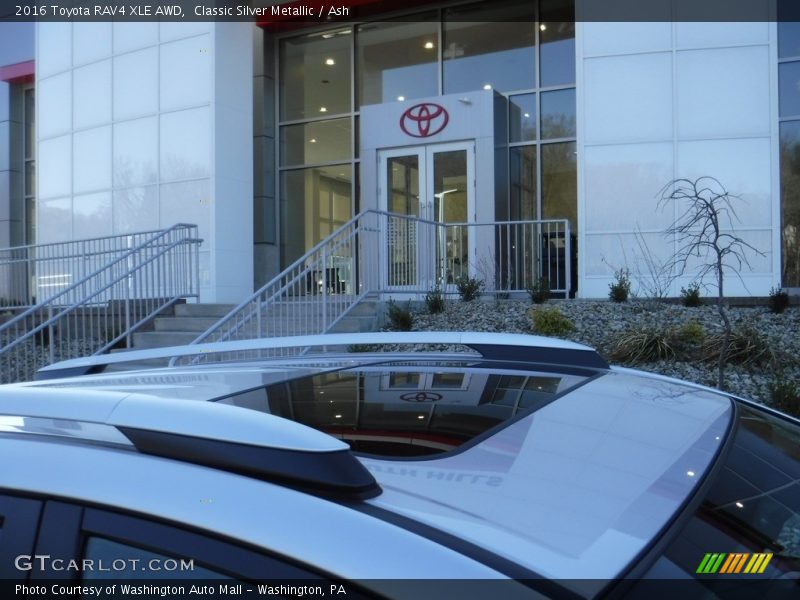 Classic Silver Metallic / Ash 2016 Toyota RAV4 XLE AWD