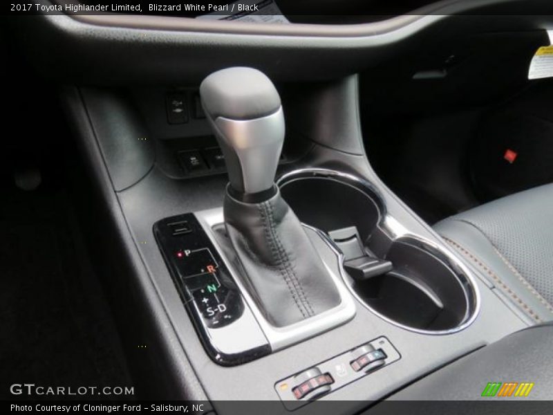 Blizzard White Pearl / Black 2017 Toyota Highlander Limited