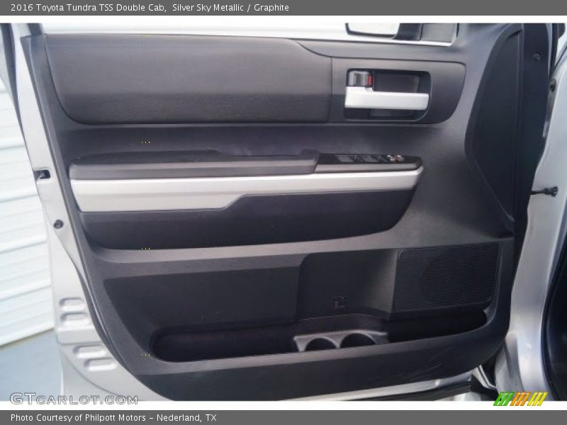 Silver Sky Metallic / Graphite 2016 Toyota Tundra TSS Double Cab