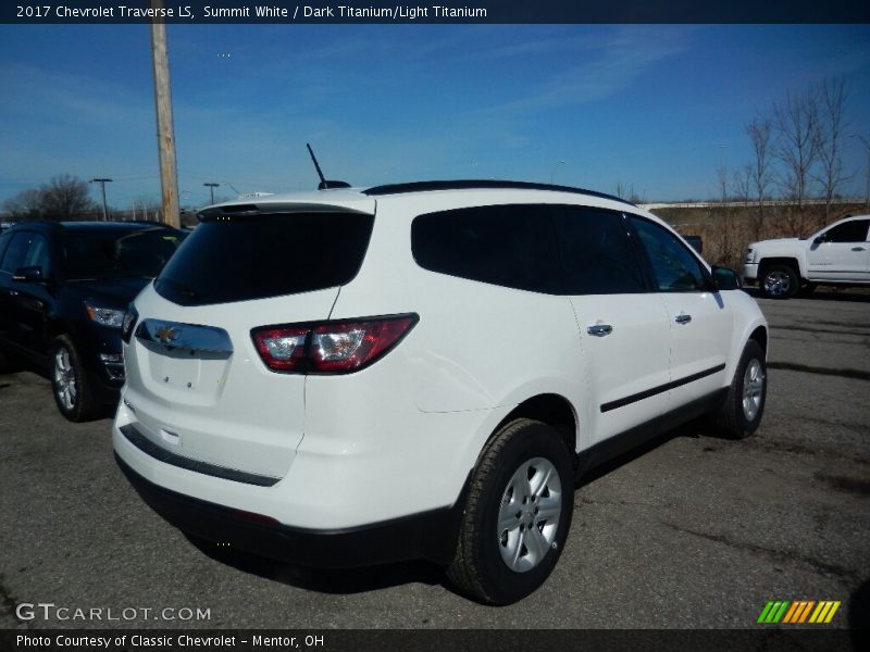Summit White / Dark Titanium/Light Titanium 2017 Chevrolet Traverse LS