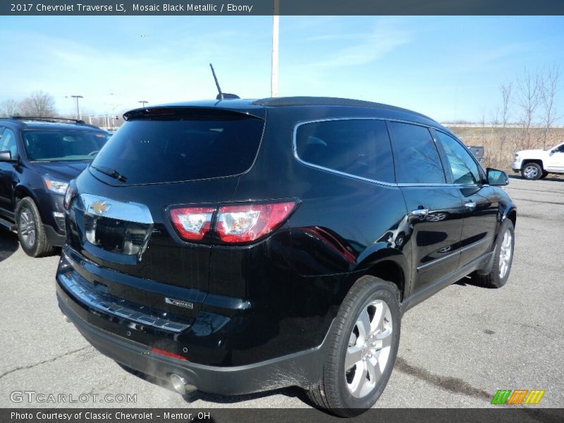 Mosaic Black Metallic / Ebony 2017 Chevrolet Traverse LS