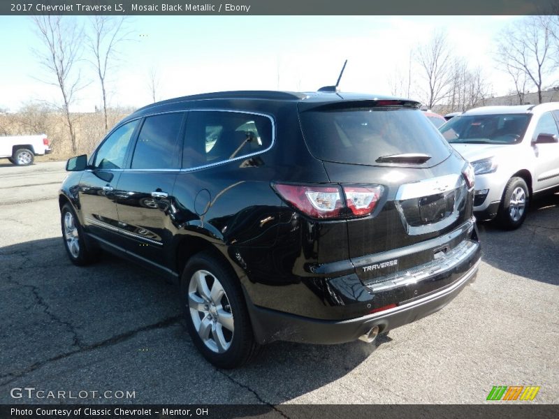 Mosaic Black Metallic / Ebony 2017 Chevrolet Traverse LS