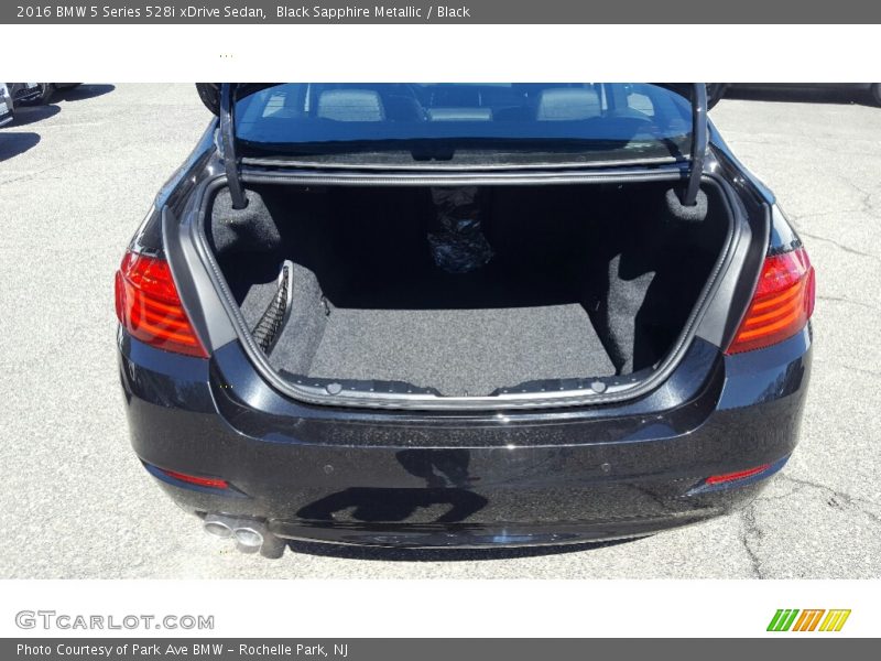 Black Sapphire Metallic / Black 2016 BMW 5 Series 528i xDrive Sedan