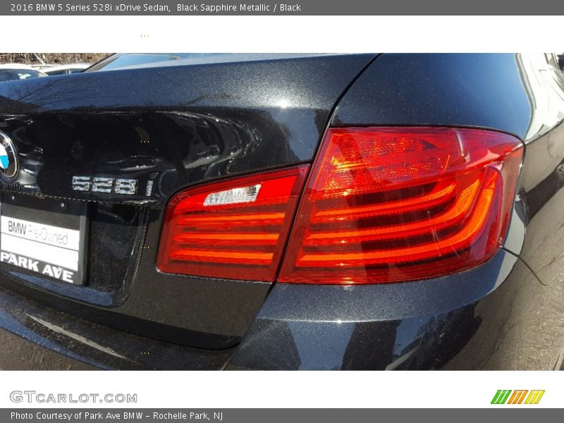 Black Sapphire Metallic / Black 2016 BMW 5 Series 528i xDrive Sedan