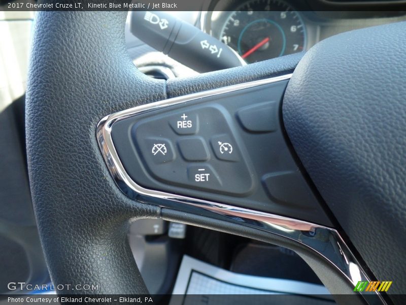Kinetic Blue Metallic / Jet Black 2017 Chevrolet Cruze LT