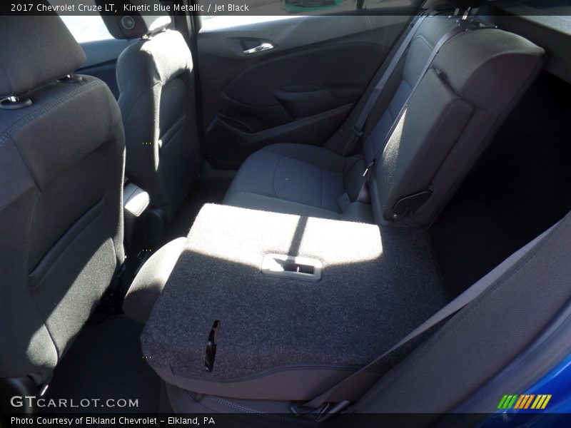 Kinetic Blue Metallic / Jet Black 2017 Chevrolet Cruze LT