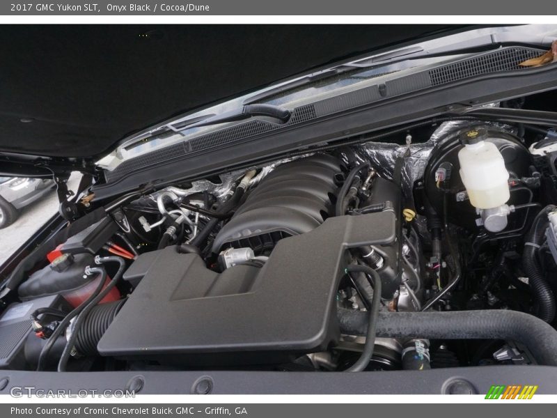 Onyx Black / Cocoa/Dune 2017 GMC Yukon SLT