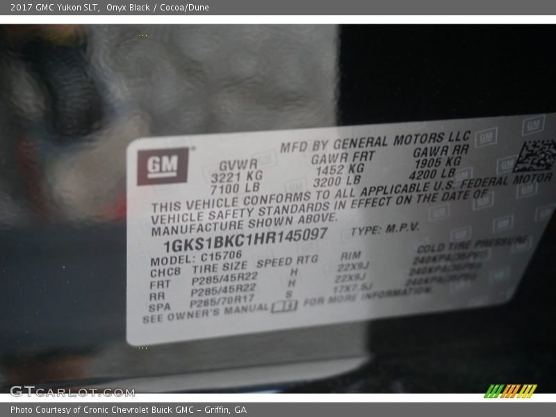 Onyx Black / Cocoa/Dune 2017 GMC Yukon SLT