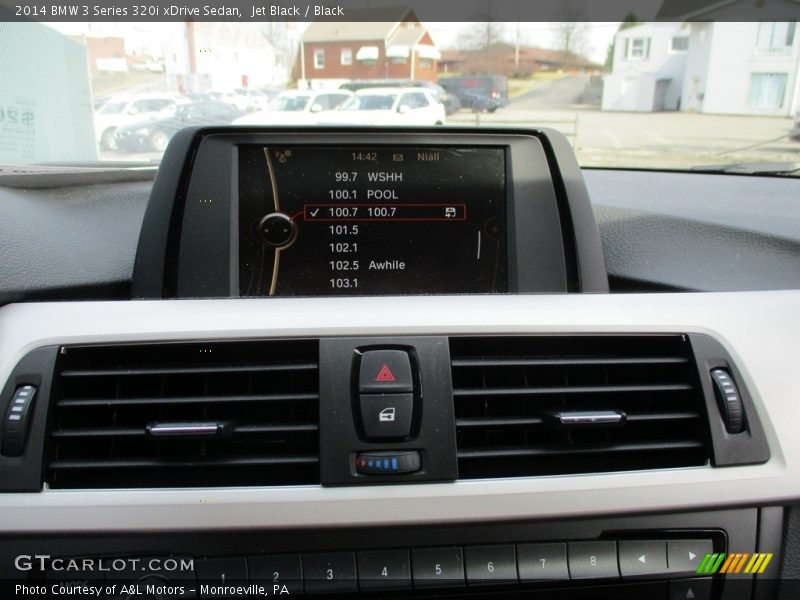 Jet Black / Black 2014 BMW 3 Series 320i xDrive Sedan