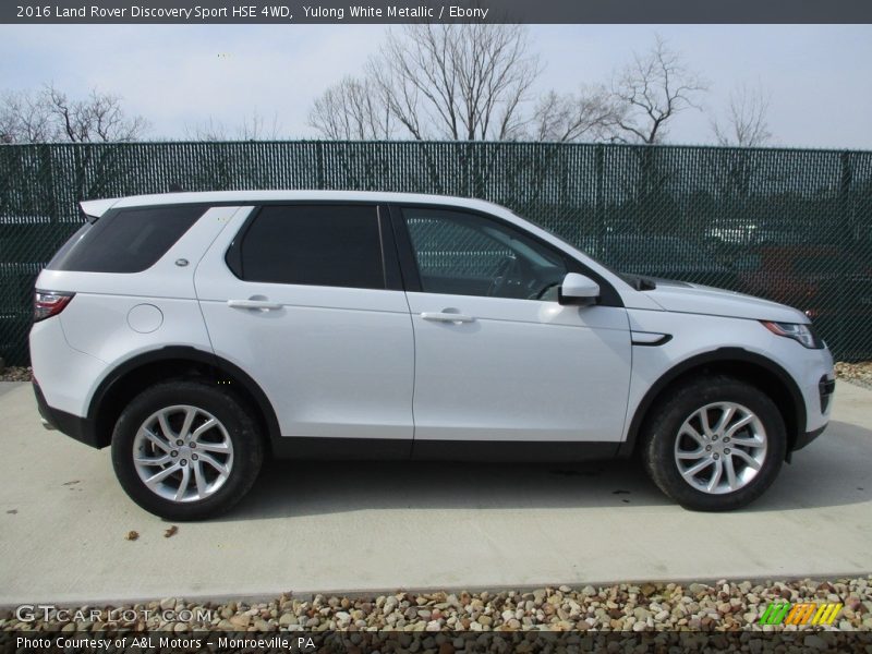 Yulong White Metallic / Ebony 2016 Land Rover Discovery Sport HSE 4WD