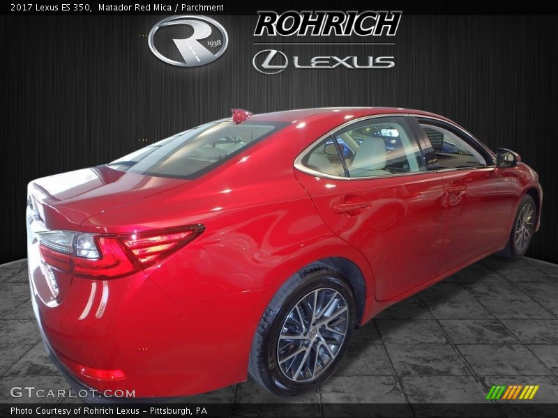 Matador Red Mica / Parchment 2017 Lexus ES 350