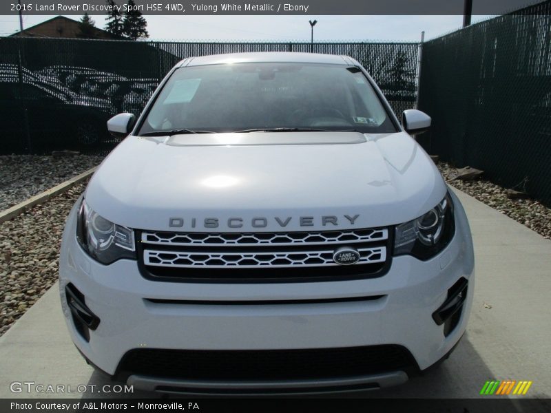 Yulong White Metallic / Ebony 2016 Land Rover Discovery Sport HSE 4WD