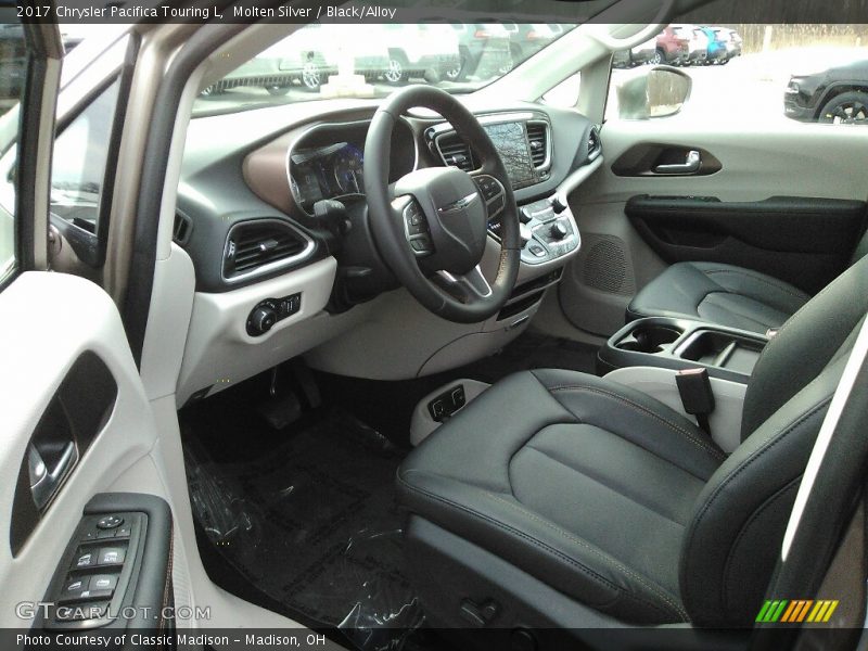 Molten Silver / Black/Alloy 2017 Chrysler Pacifica Touring L