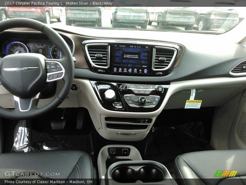 Molten Silver / Black/Alloy 2017 Chrysler Pacifica Touring L