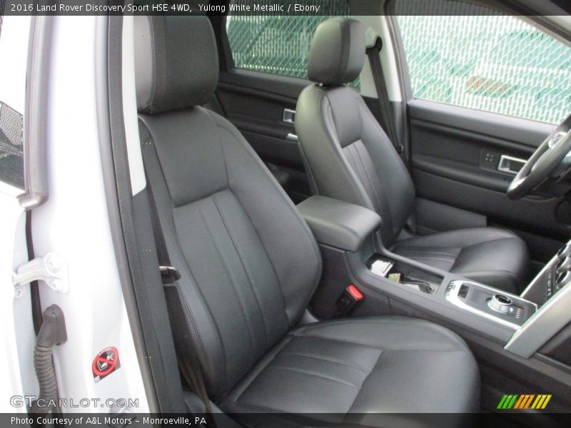 Yulong White Metallic / Ebony 2016 Land Rover Discovery Sport HSE 4WD