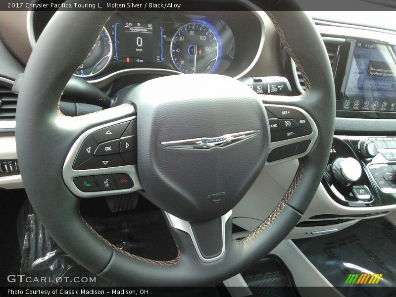Molten Silver / Black/Alloy 2017 Chrysler Pacifica Touring L