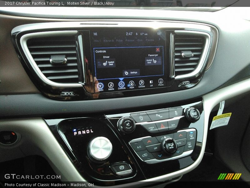 Molten Silver / Black/Alloy 2017 Chrysler Pacifica Touring L
