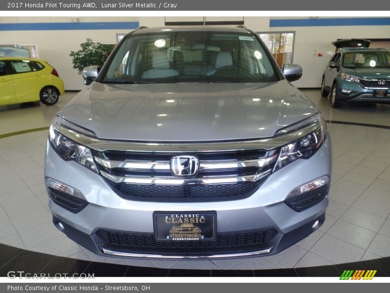 Lunar Silver Metallic / Gray 2017 Honda Pilot Touring AWD