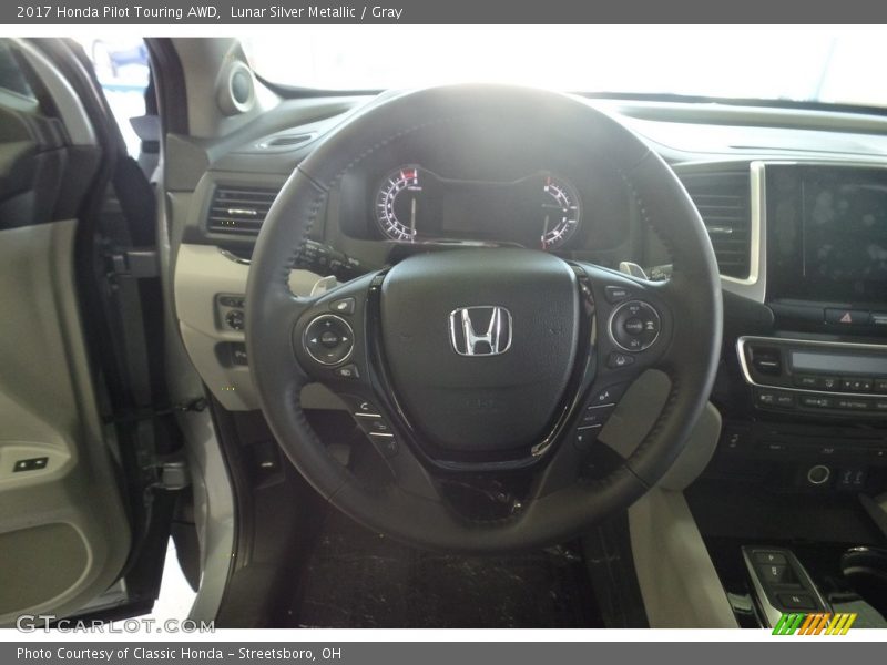 Lunar Silver Metallic / Gray 2017 Honda Pilot Touring AWD