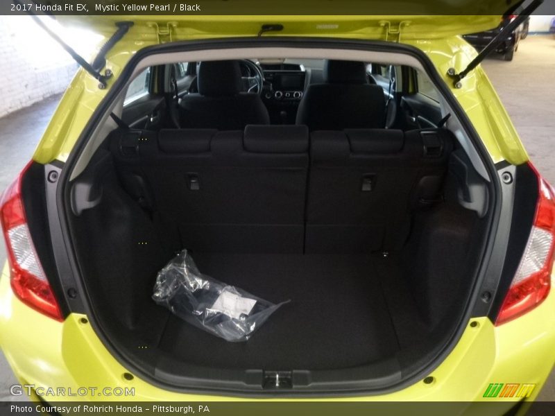 Mystic Yellow Pearl / Black 2017 Honda Fit EX