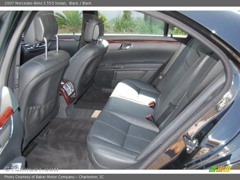 Black / Black 2007 Mercedes-Benz S 550 Sedan