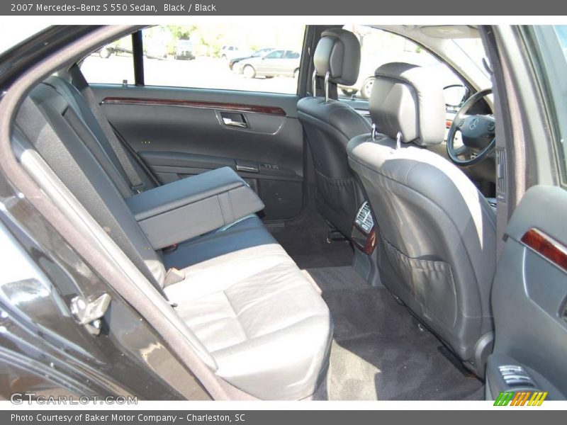 Black / Black 2007 Mercedes-Benz S 550 Sedan