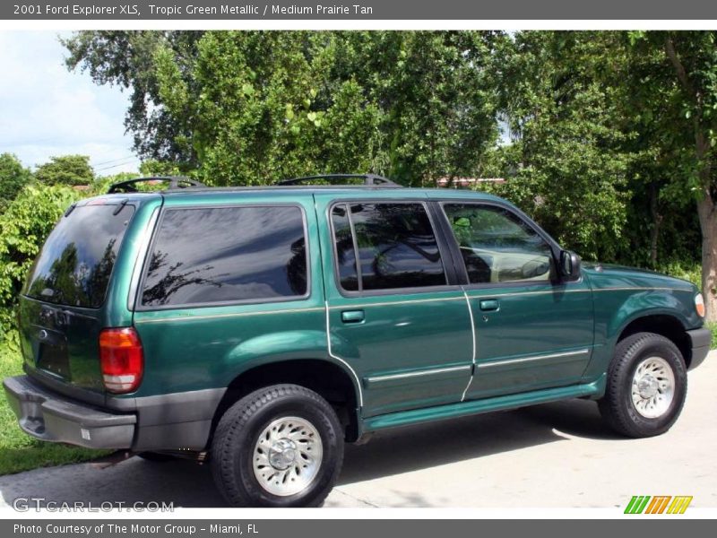 Tropic Green Metallic / Medium Prairie Tan 2001 Ford Explorer XLS