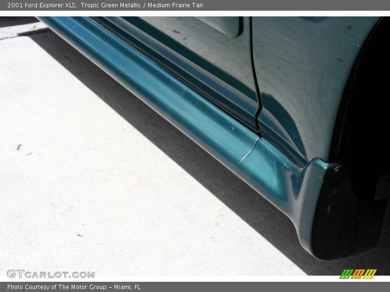 Tropic Green Metallic / Medium Prairie Tan 2001 Ford Explorer XLS